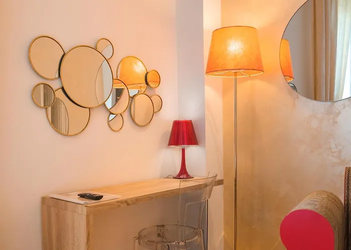 Tempobiancosuites לינה וארוחת בוקר בולוניה