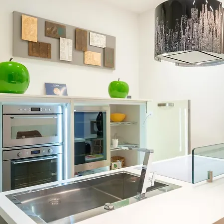 Tempobiancosuites Nocleg ze śniadaniem 4*