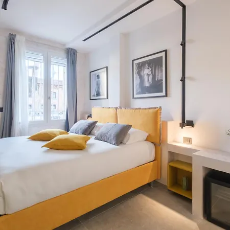 Tempobiancosuites Bed & Breakfast *