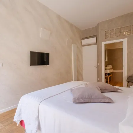 Saffi67Rooms