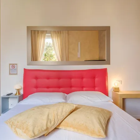 לינה וארוחת בוקר Saffi67Rooms בולוניה