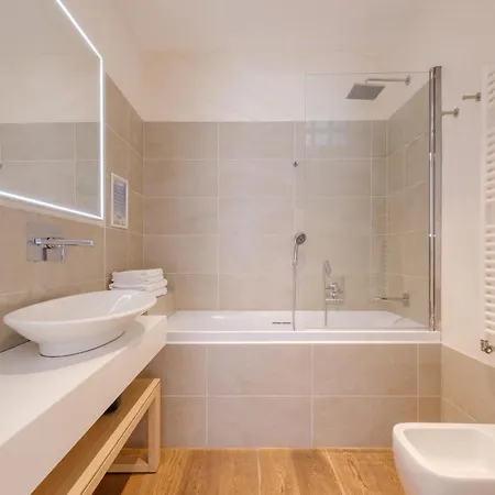 לינה וארוחת בוקר Saffi67Rooms בולוניה