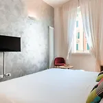 Tempobiancosuites Nocleg ze śniadaniem Bolonia